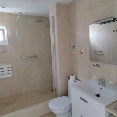 Gran Piscina & Terraza Apartamento